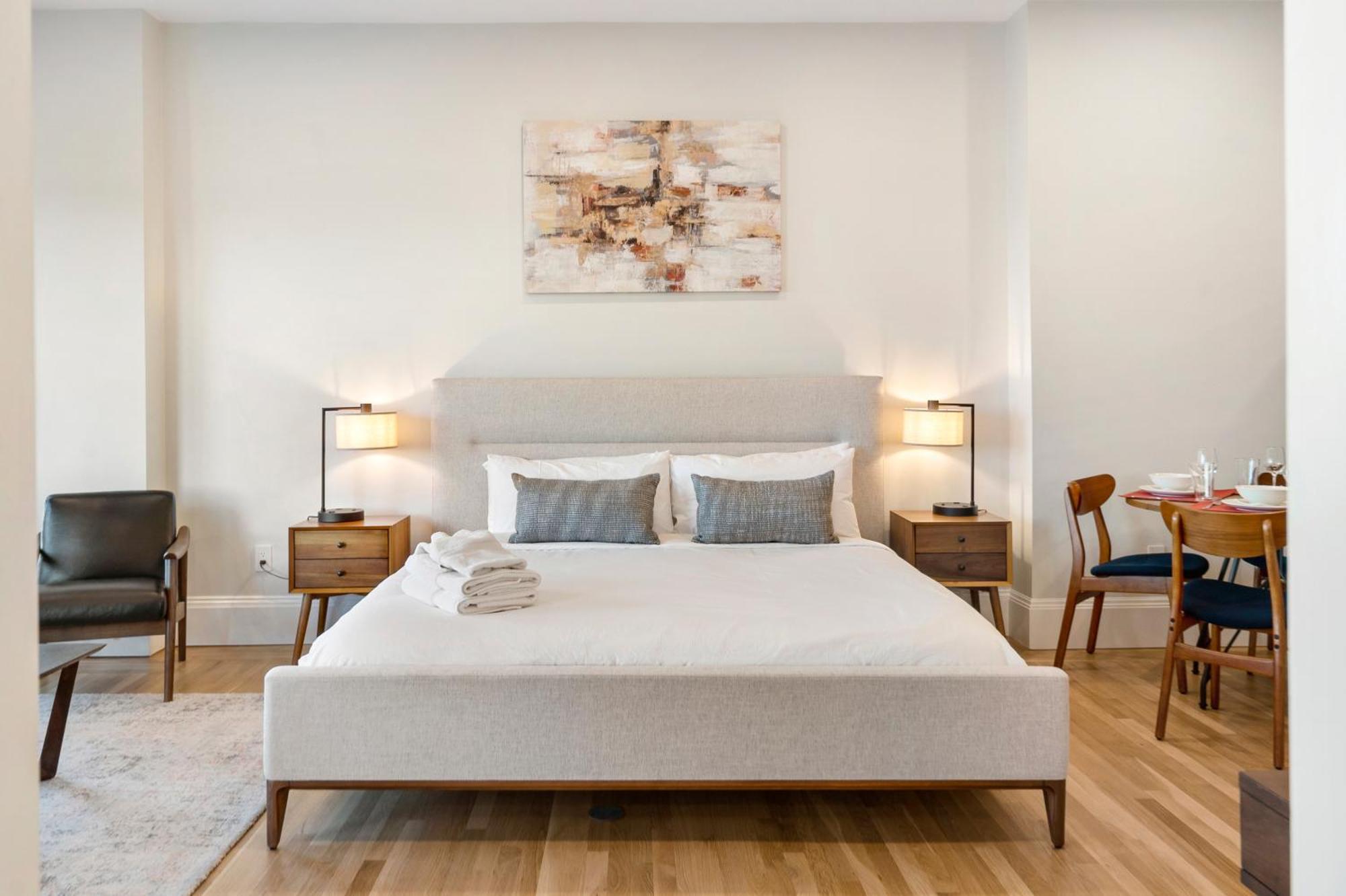 Charlesgate Suites Бостон Экстерьер фото