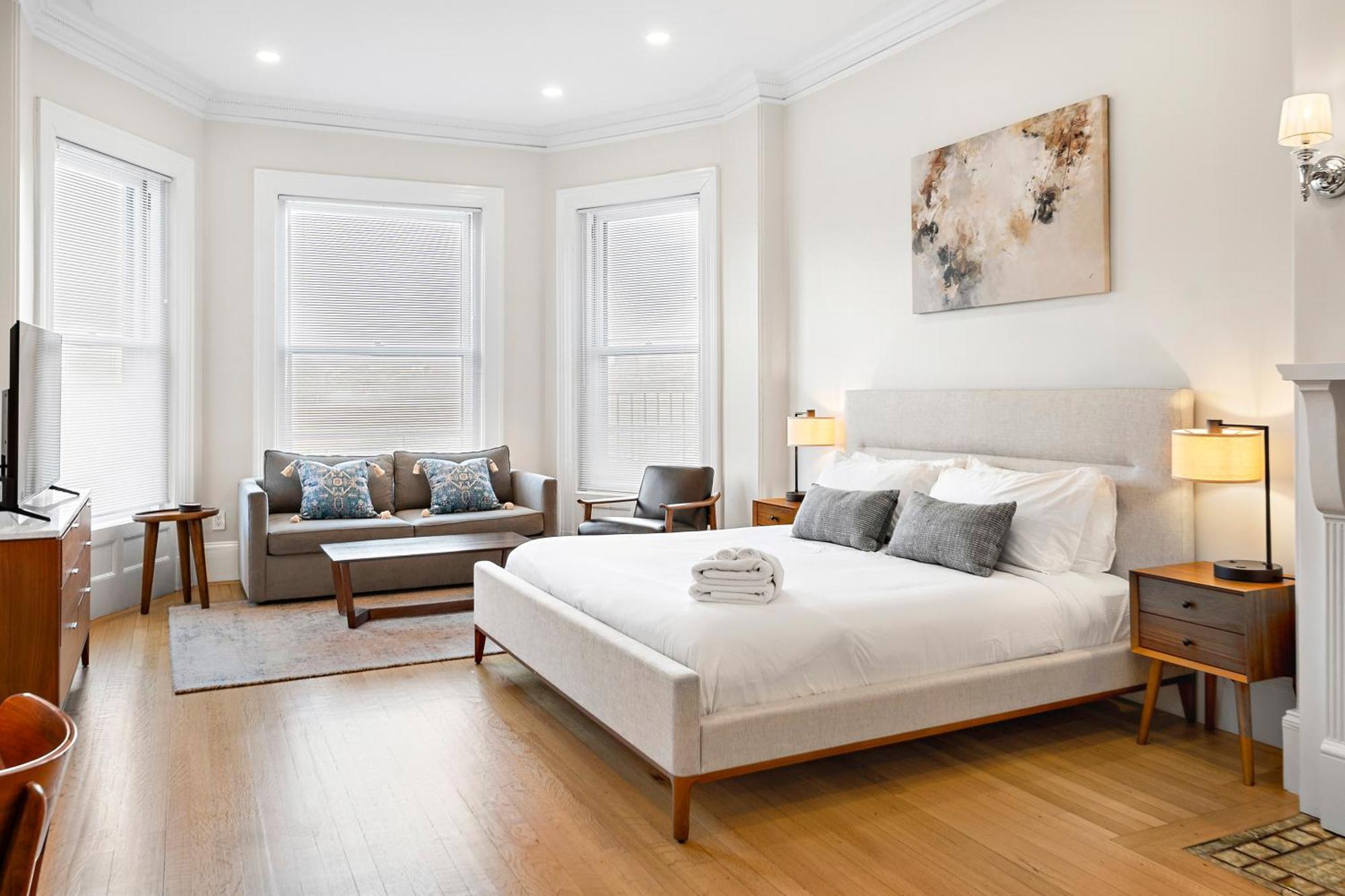 Charlesgate Suites Бостон Экстерьер фото