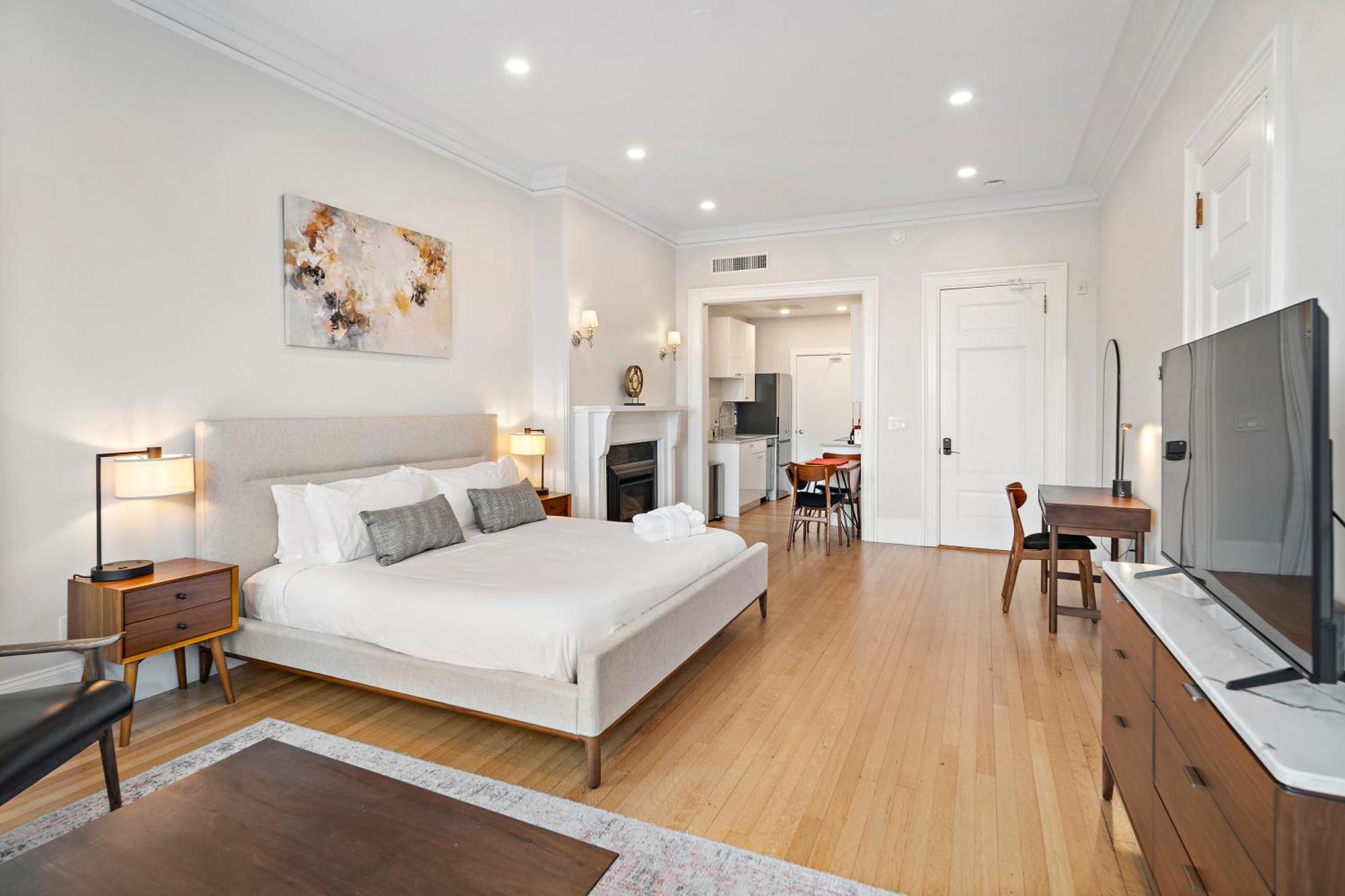 Charlesgate Suites Бостон Экстерьер фото