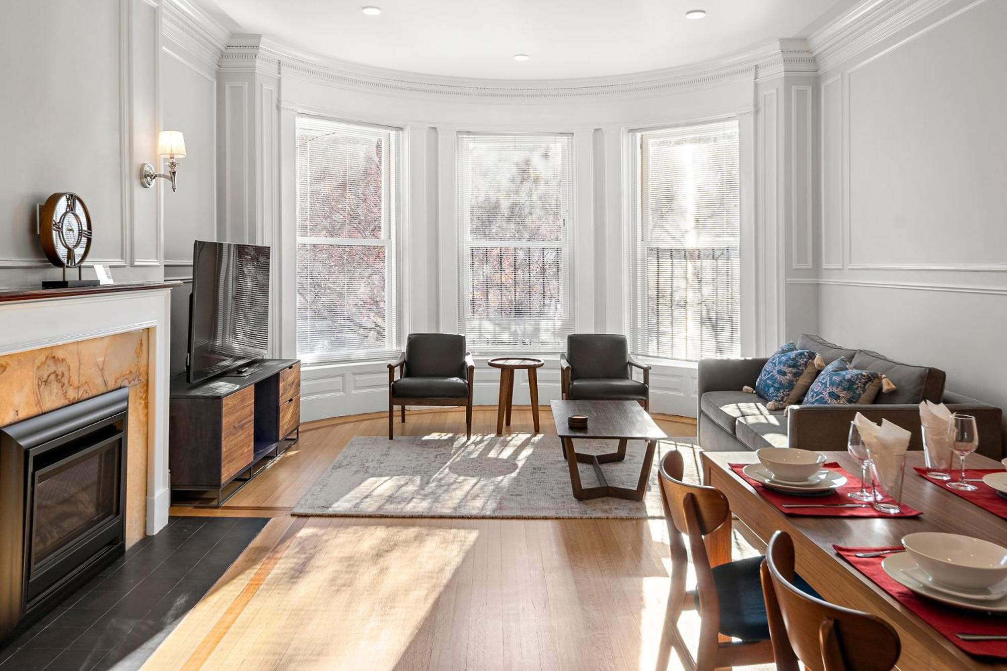 Charlesgate Suites Бостон Экстерьер фото