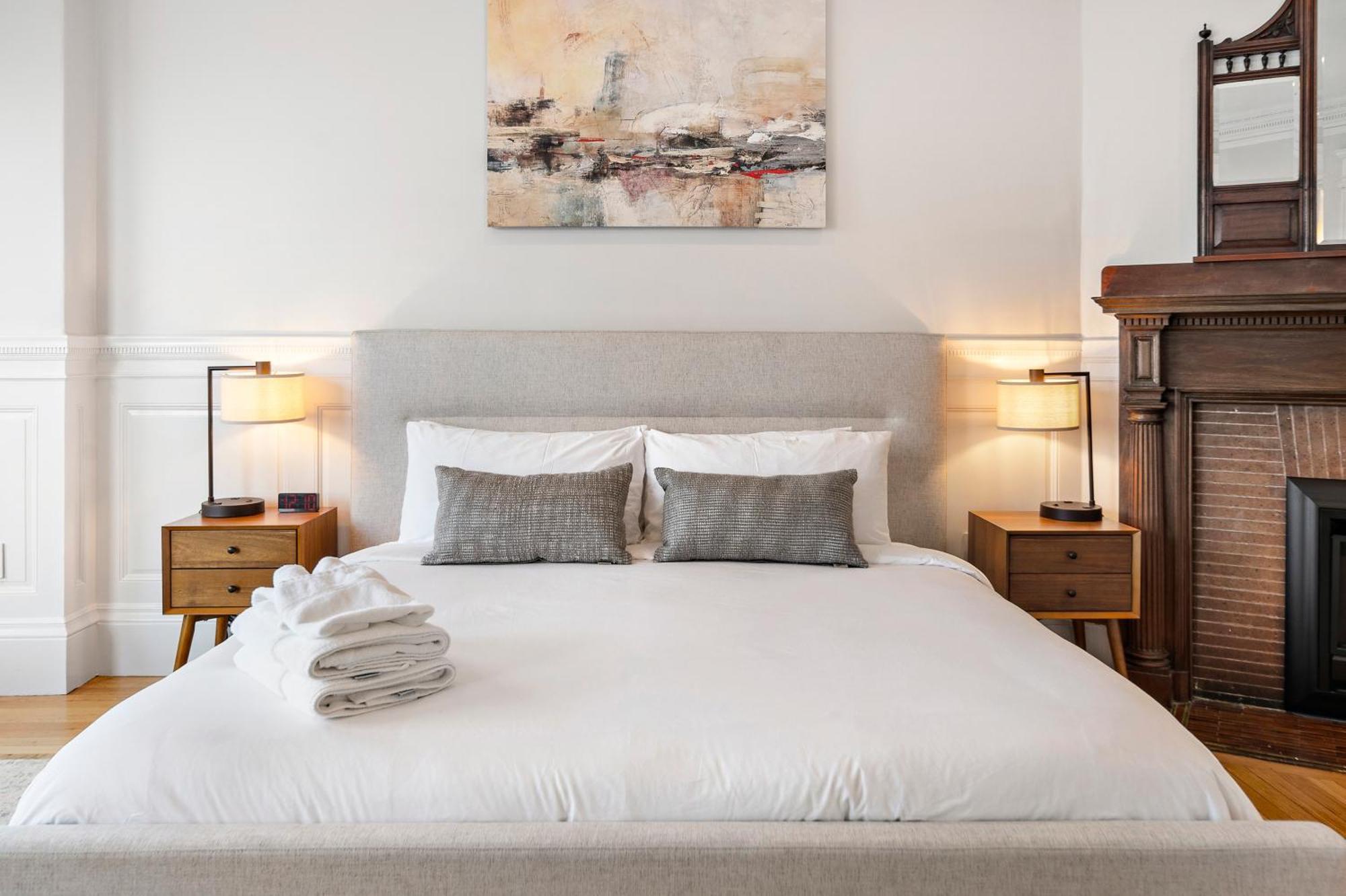 Charlesgate Suites Бостон Экстерьер фото
